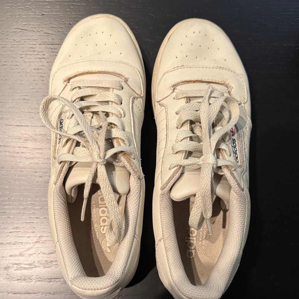 Adidas Calabasas Off-White Sneakers - Picture 4 of 4
